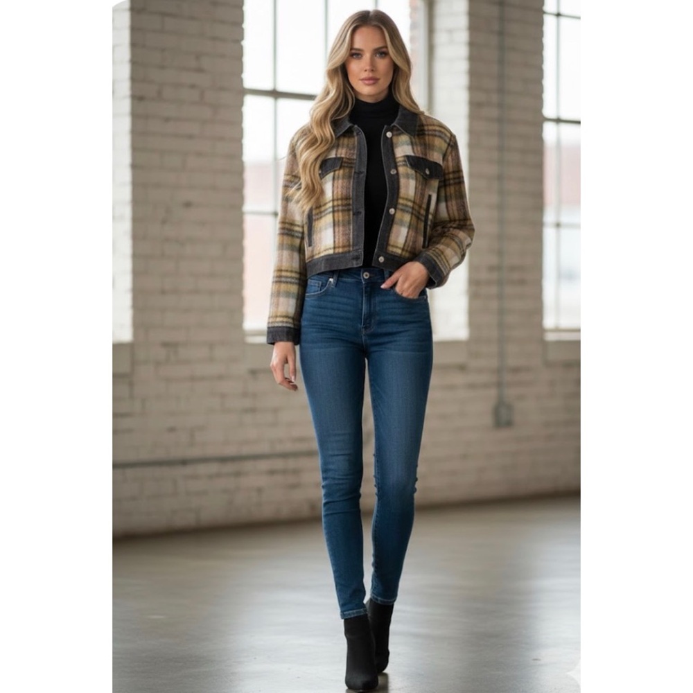 New 7 For All Mankind Fuzzy Faux Fur Plaid Mixed Media Denim Cropped Jacket L